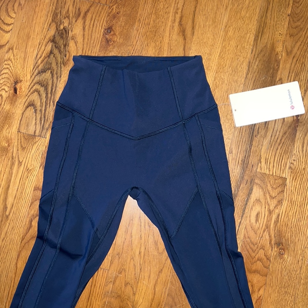 NEW W TAGS LULU LEMON LEGGINGS